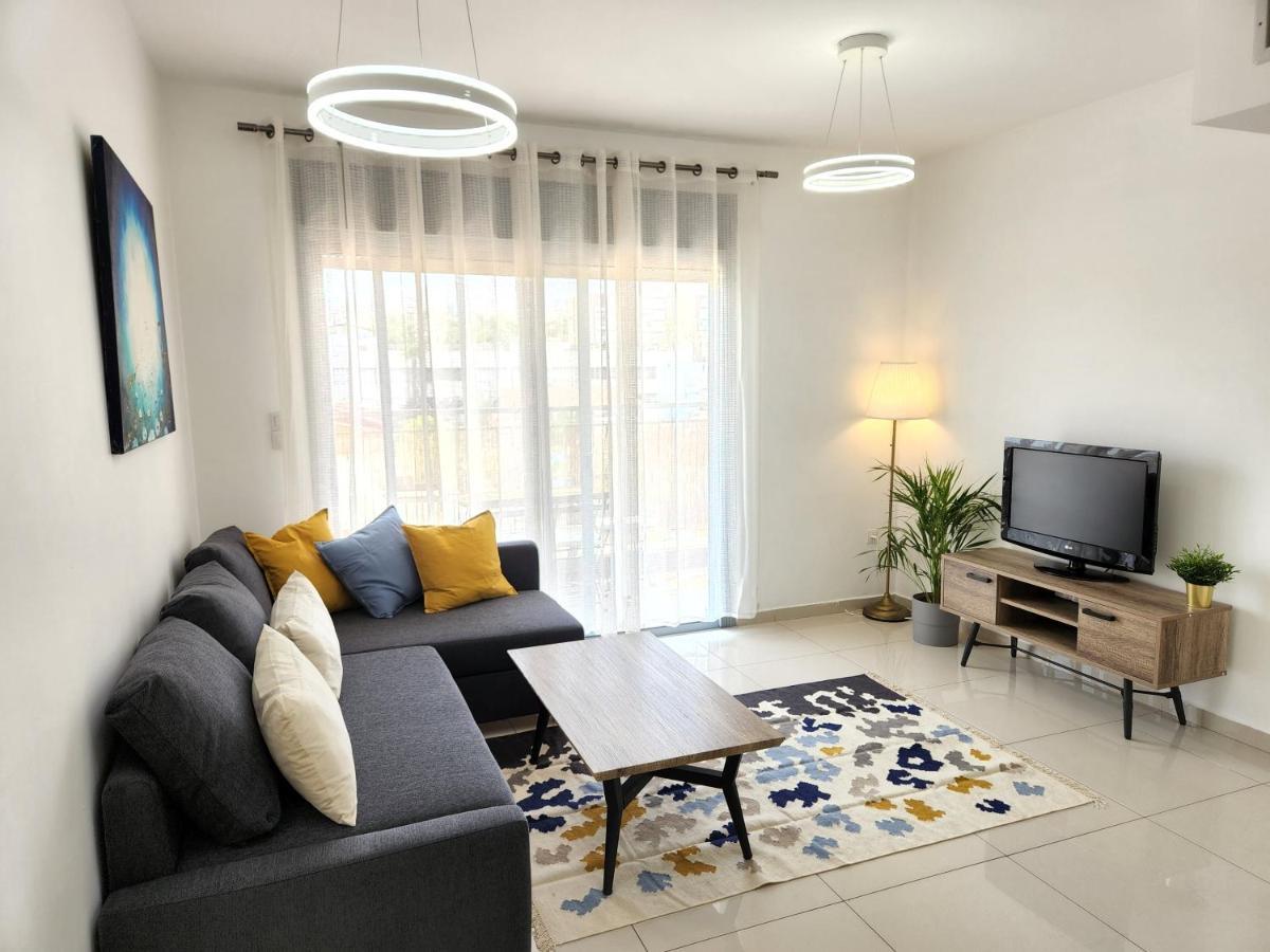 Melony Apartments Yam Suf Street Ейлат Екстер'єр фото