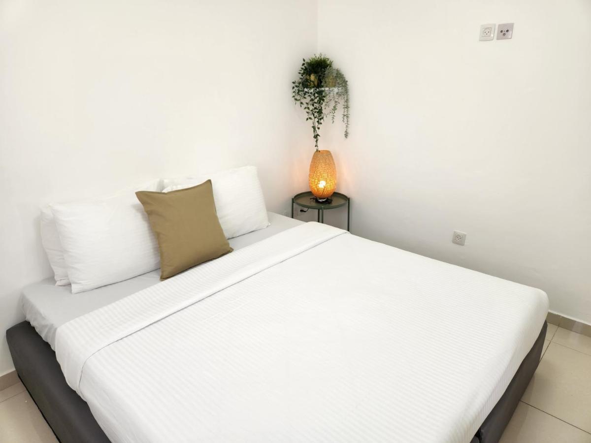 Melony Apartments Yam Suf Street Ейлат Екстер'єр фото