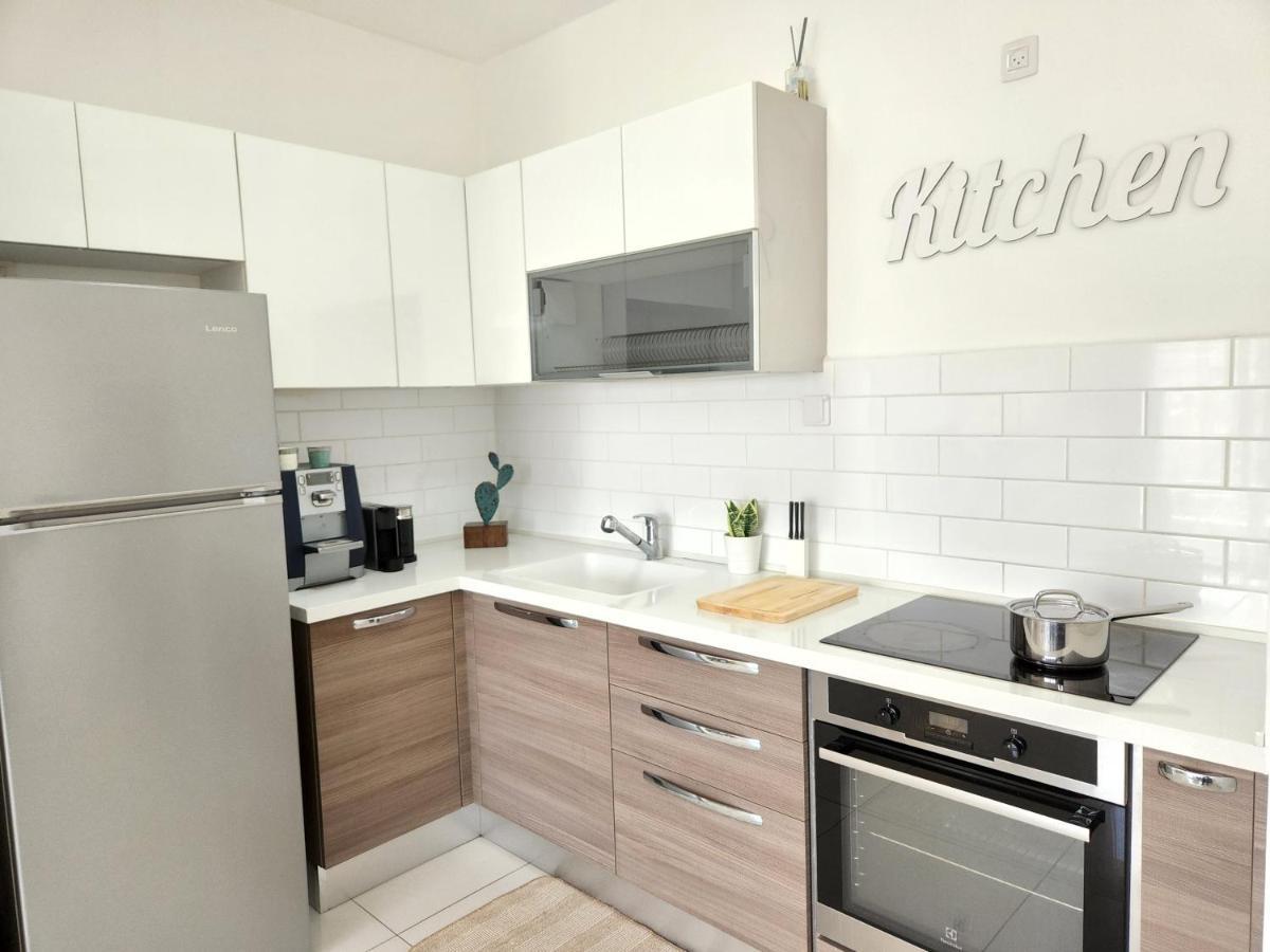 Melony Apartments Yam Suf Street Ейлат Екстер'єр фото