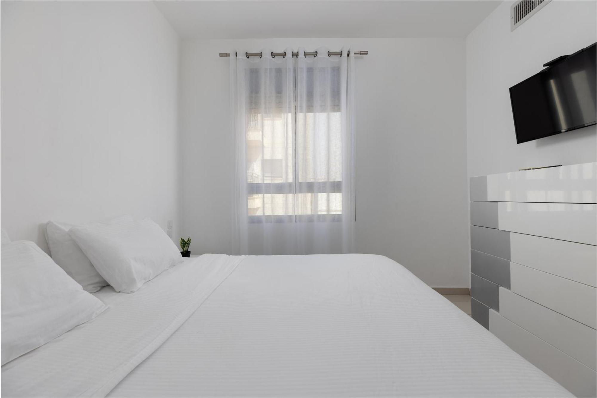 Melony Apartments Yam Suf Street Ейлат Екстер'єр фото